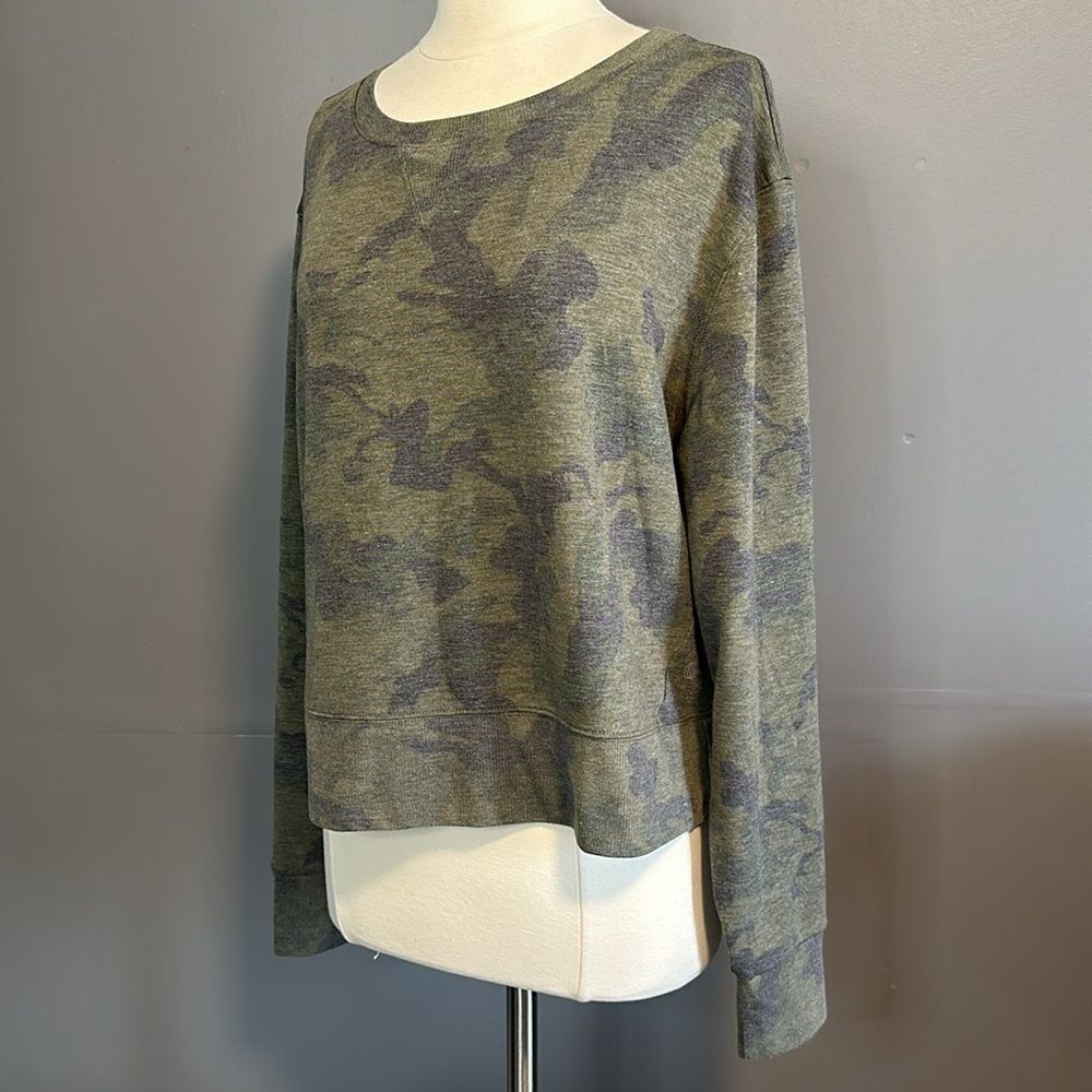 Balance Collection - Camouflage Long Sleeve Tee Sz XL - Picture 5 of 6